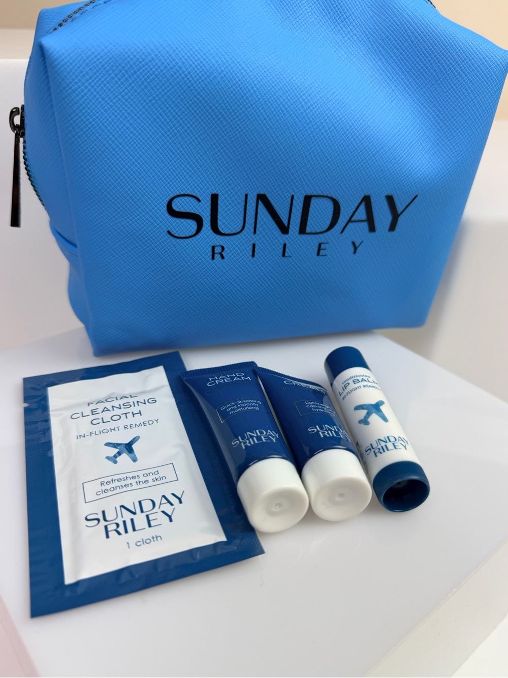 Sunday Riley Travel Kit - Picture 2 of 7
